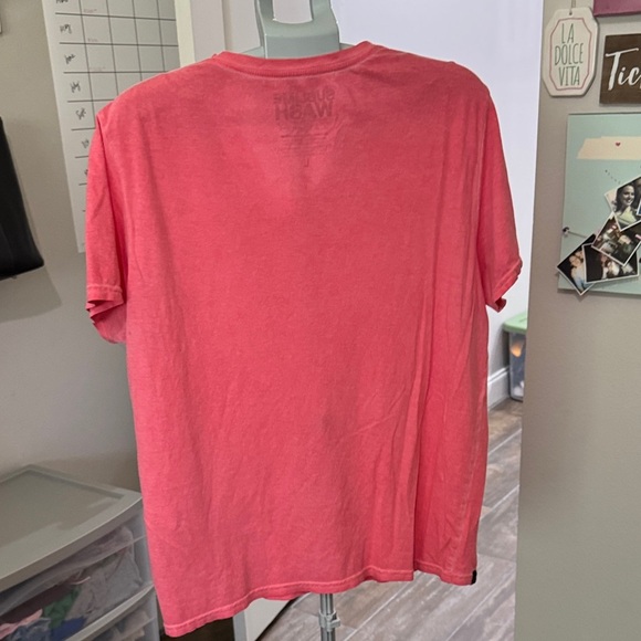 BOZ Peru Surfing Men's Pink V-Neck Short Sleeve Tee - Picture 4 of 7